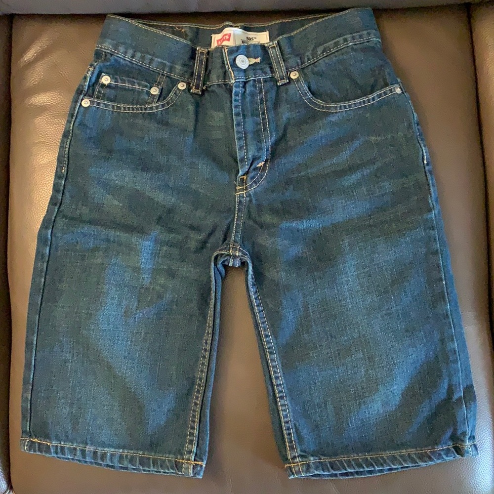 NWOT Levi’s kid’s Bermuda denim shorts